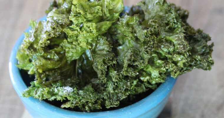 Crunchy Curly Kale Chips