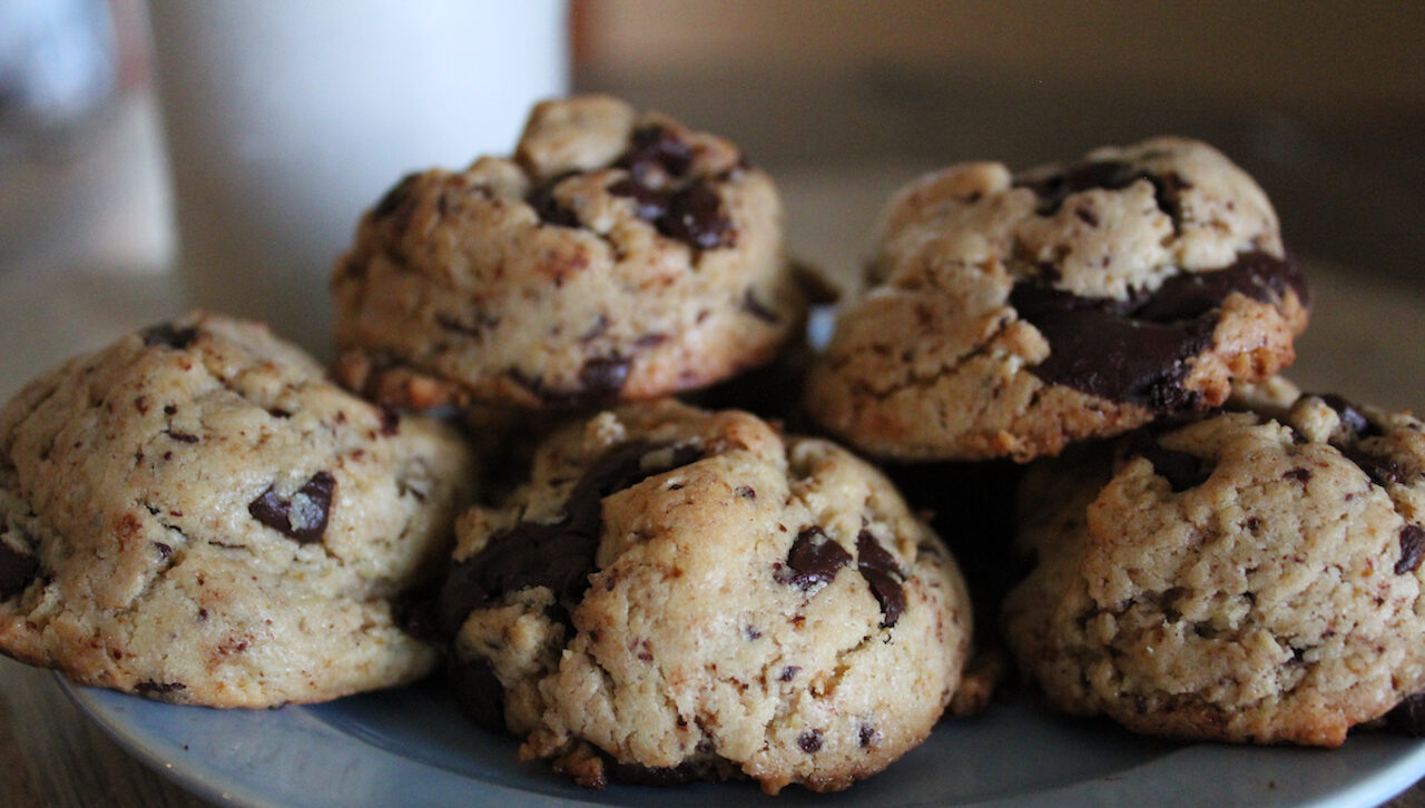 Cashew Butter Chocolate Chip Cookies