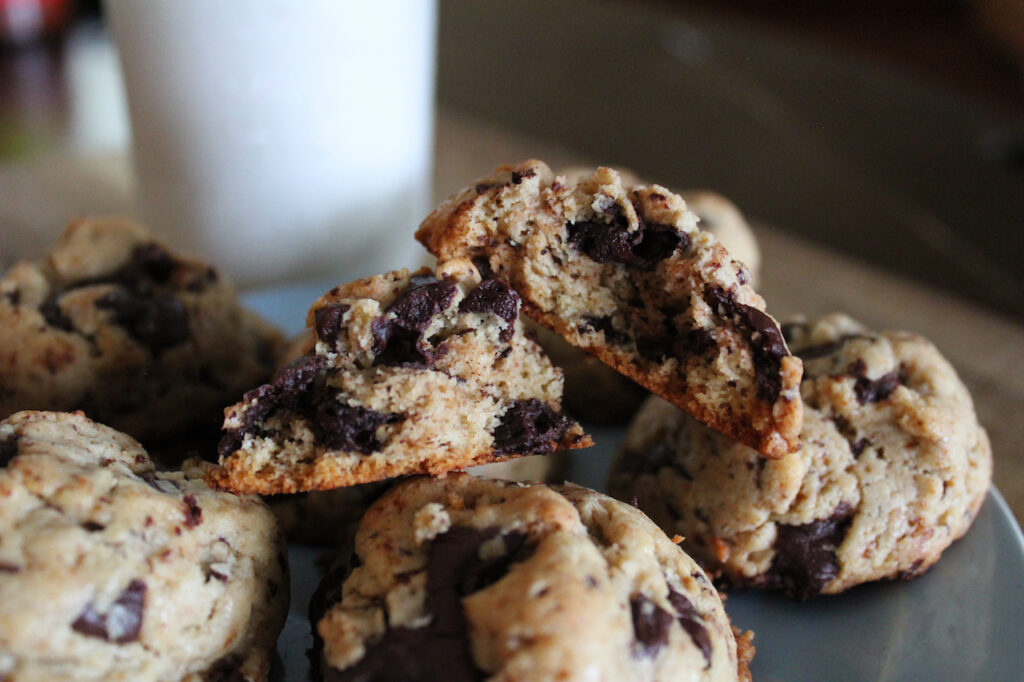 Cashew Butter chocolate chip cookies